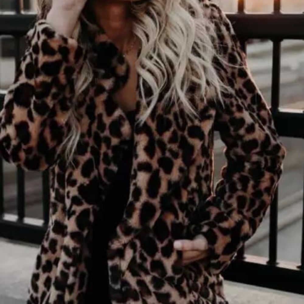 Coat leopard - Picture 2 of 3